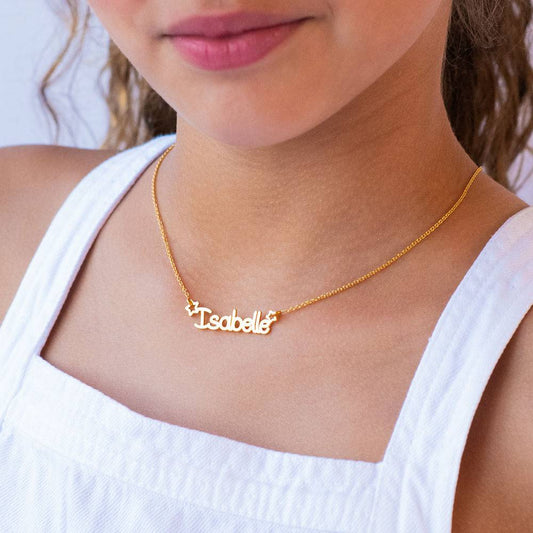 Isa Star Name Necklace